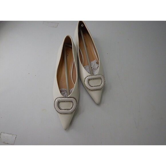C.Paravano Women's Pointed Toe, Two Tone Flats, White, Size 6.5 - Picture 1 of 6